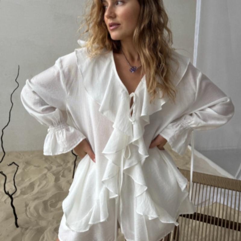 Spring and Autumn Sweet Loose Ruffled Two-Piece Set V-Neck Shirt and Shorts Set for Women