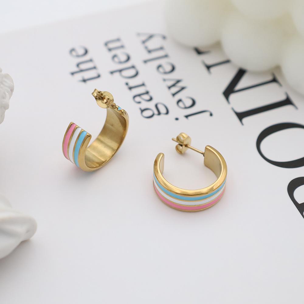 Stylish And Simple Titanium Steel Ear Jewelry Women'S Niche Design Color Dripping C-Shaped Earrings High-End Light Luxury