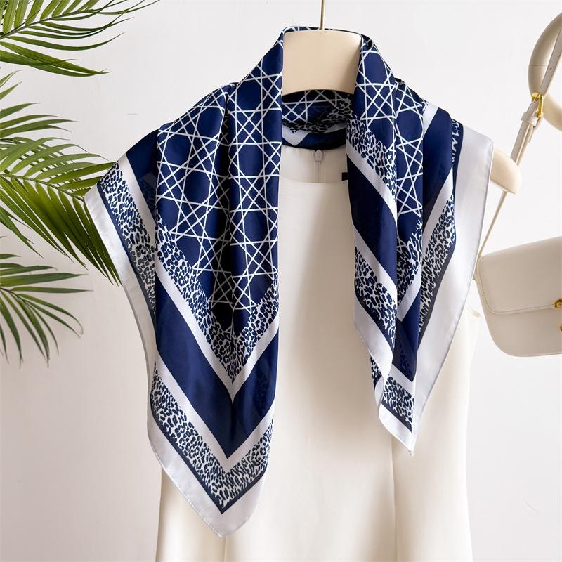

70 см Маленький квадратный шарф Имитация шелка Шелковый шарф Головной платок Весенне-летний принт Простой геометрический шарф Шарф Профессиональный шарф 70*70cm