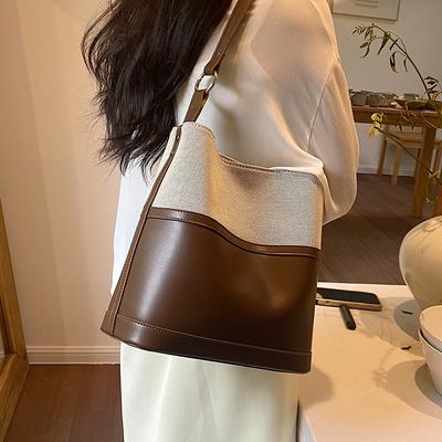 Premium Textured Bag Women's Large-capacity New Summer Versatile Shoulder Bag Popular Women's Bucket Bag