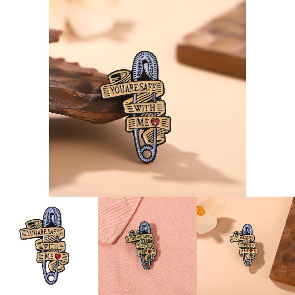 Elegant Geometric Alloy Brooch For Fashionable Denim Outfits Perfect For All Occasions