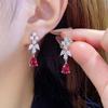 Elegante Rote Edelstein-Hängeohrringe für Damen Klassisches Blumen-Design Leichter Luxus Brautschmuck