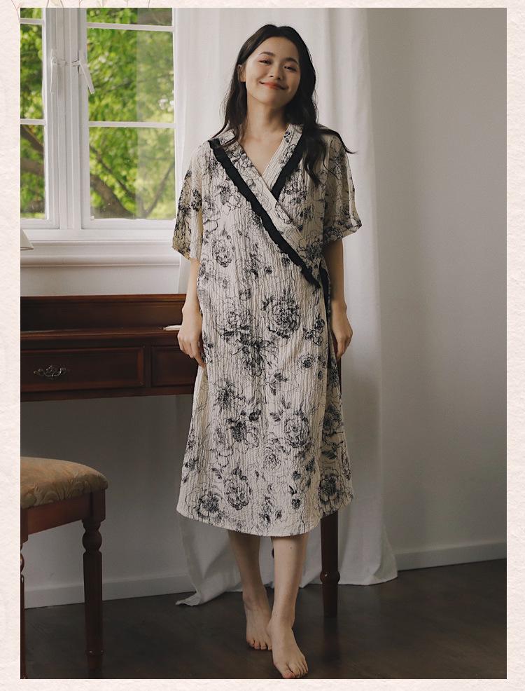 2025 Summer Kimono Maternity Nightdress - Crinkle Cotton, Postpartum Mid-Length, Short Sleeve Nursing Dress