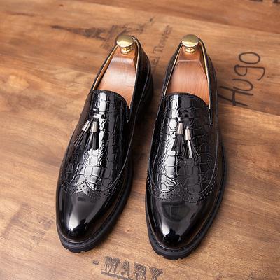 Mode Leder Slipper Herrenschuhe Brogue Business Kleid Spitz Oxford Schuhe Mode Plateau Freizeitschuhe Herren Fahrmokassin