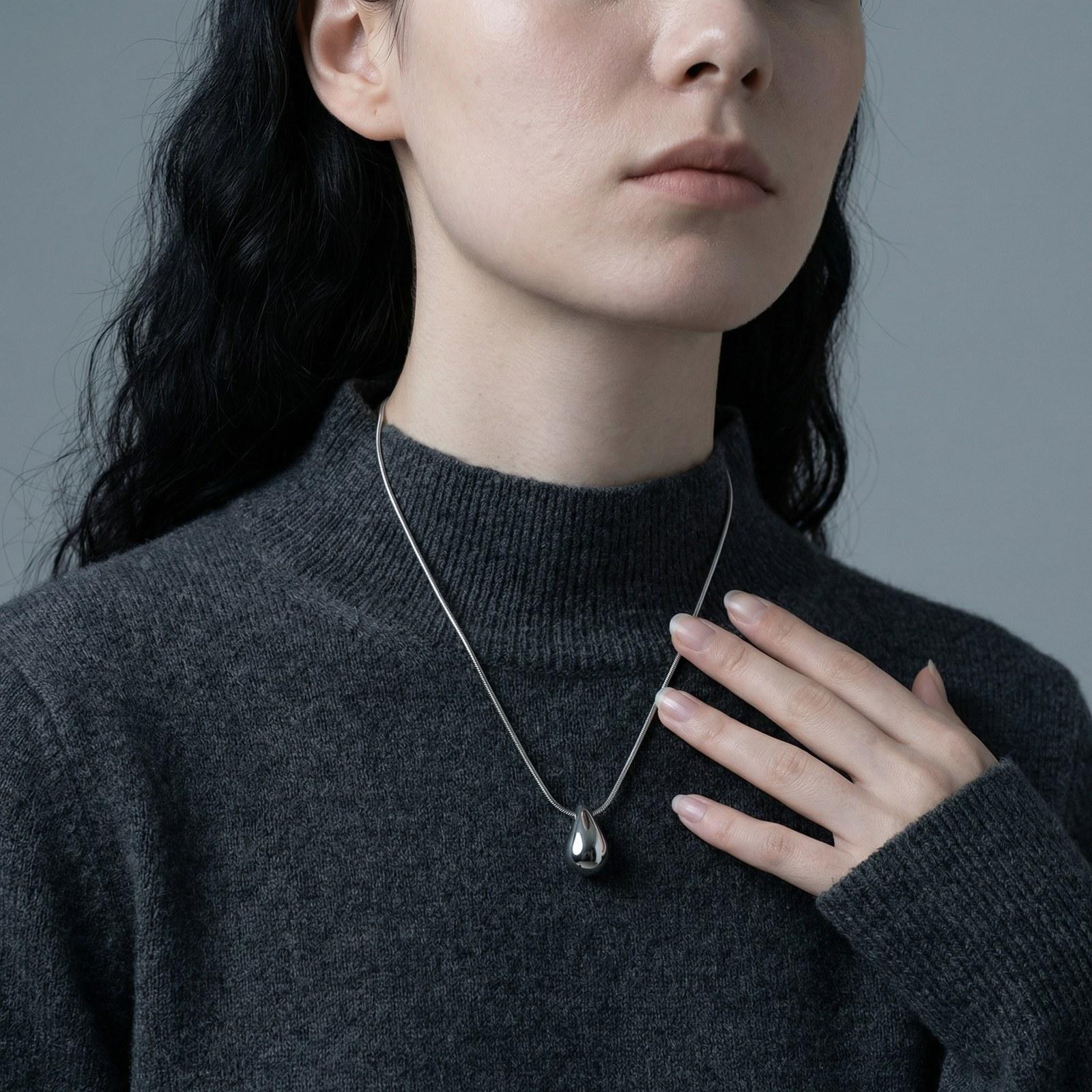 

Vnox Stainless Steel Snake Bone Chain Alloy Teardrop Pendant Necklace for Women, Minimalist Metal Bead Clavicle Chain Jewelry