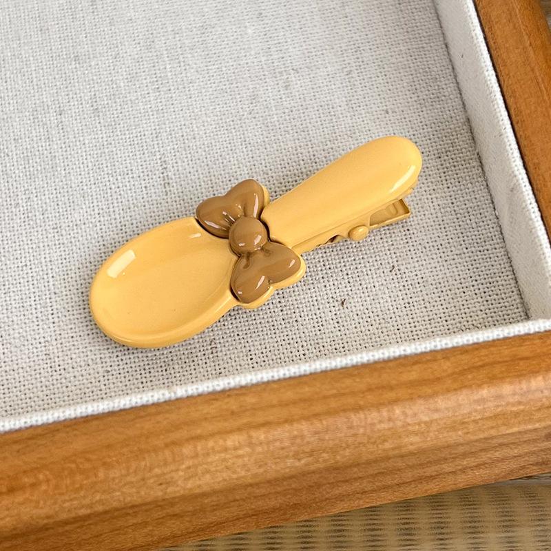 UXSL New Cute And Funny Creative Hair Clips Colorful Bow Soup Spoon Hairpins for Women Girls Barrettes Fashion Hair Accessories