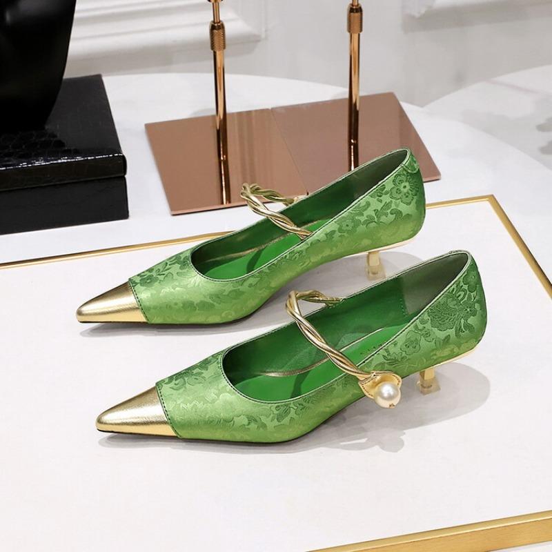 Fashion Retro Style Metal Mid Heel Splicingd Color Matching Single Shoe Temperament Mary Jane Pearl Chain Banquet Commuter Women Shoes