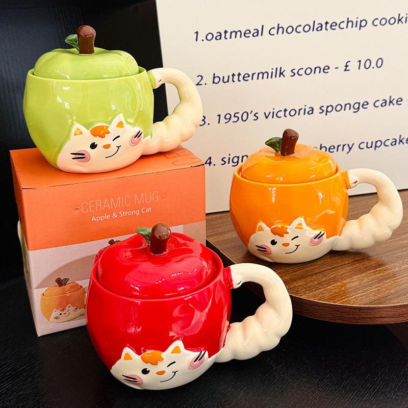 Kreslený Roztomilý Hrnek Jablko s Víčkem Kreativní Kočičí Ucho Keramický Hrnek na Vodu Kancelářský Hrnek na Kávu Suvenýr