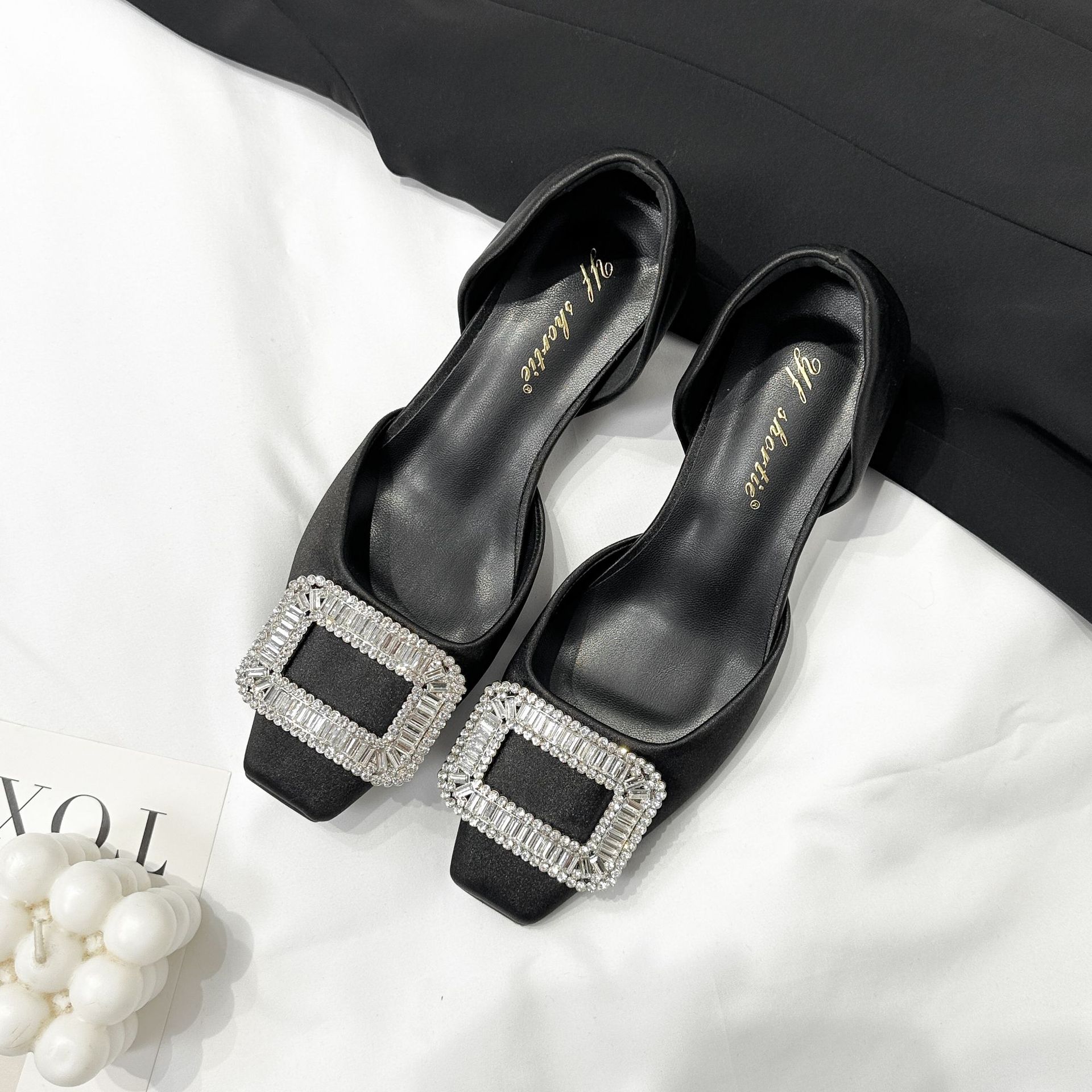 

Sheepskin version inner height increase French commuter hollow single shoes women s summer temperament square buckle rhinestone high-end sandals wo 34