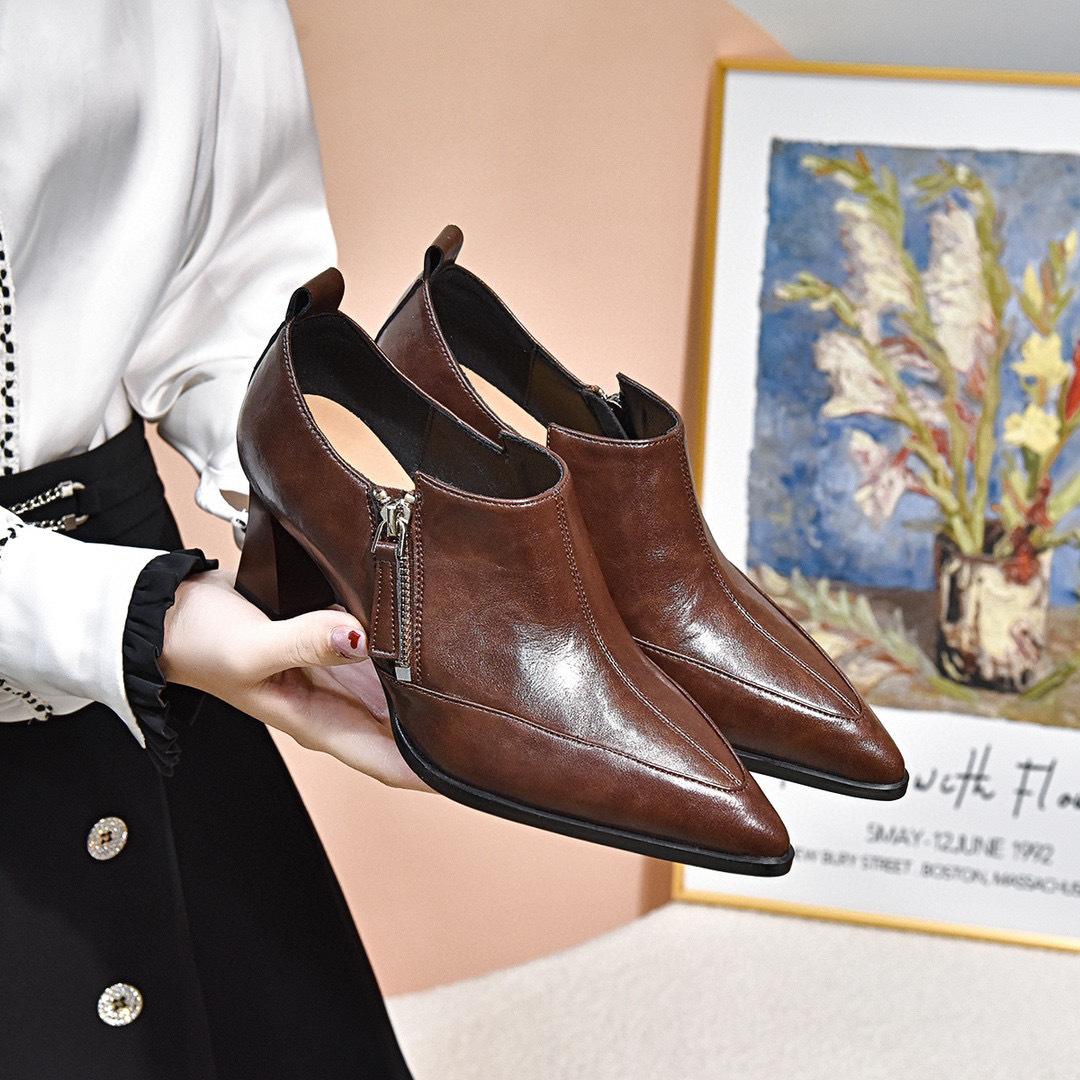 

Туфли на высоком каблуке женские 2024 весна новый британский стиль нишевая личность боковая молния глубокий вырез одинарные туфли женская модная обувь 40 коричневый