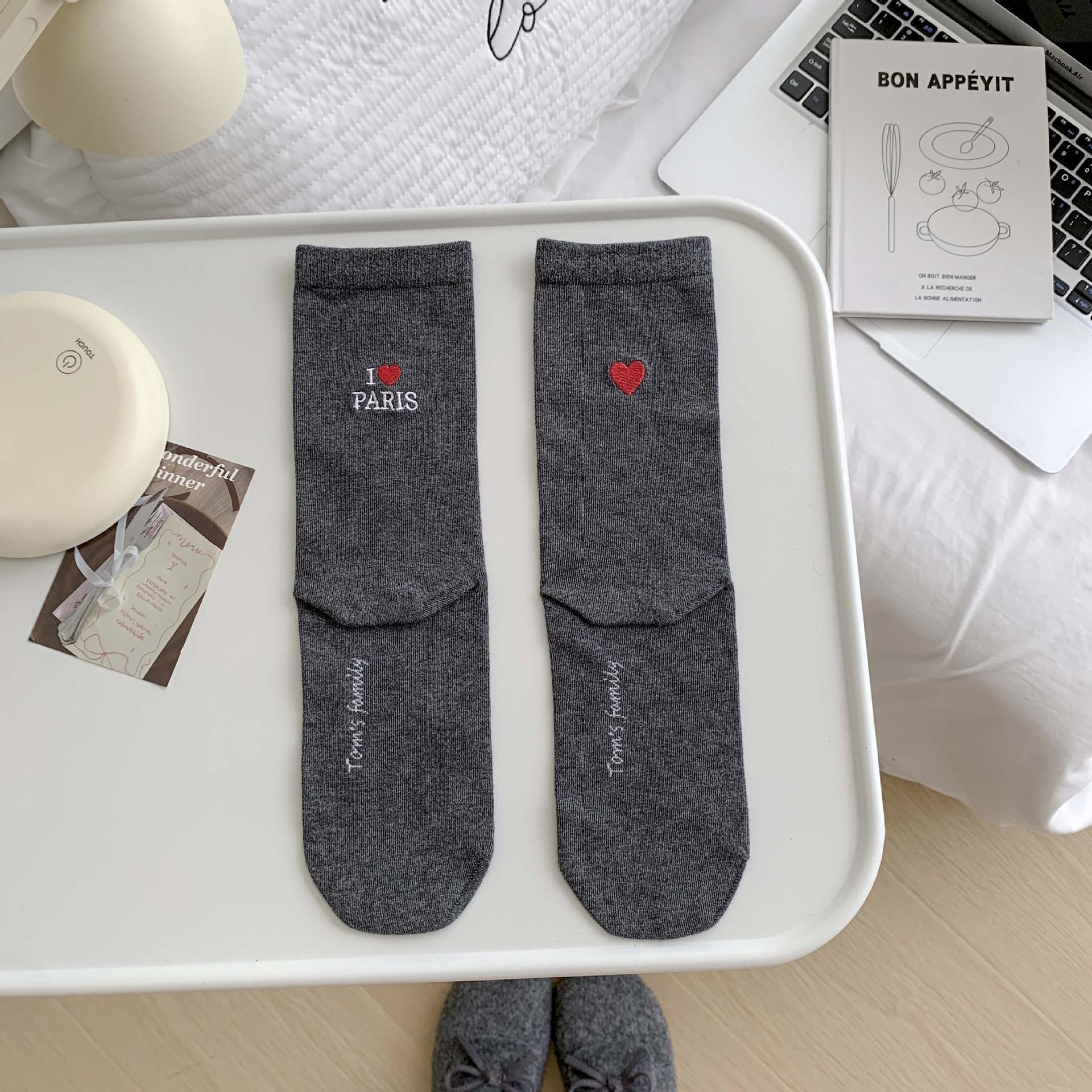 Spring And Autumn Socks Embroidery Love Letter Medium Tube Socks Boneless Solid Color Stacking Socks Sweat-Absorbing And Breathable Cotton Socks One size fits all темно-серого