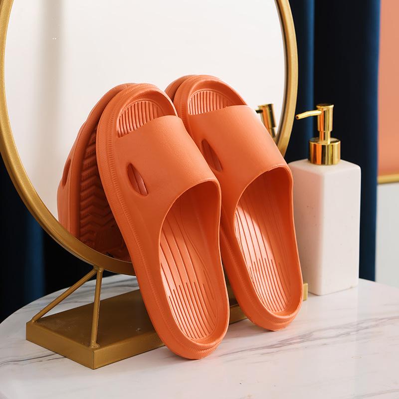 Little Bear Women's Non-Slip Summer Slippers: Portable, Shower-Ready, Cute Dorm & Hotel Bathroom Footwear