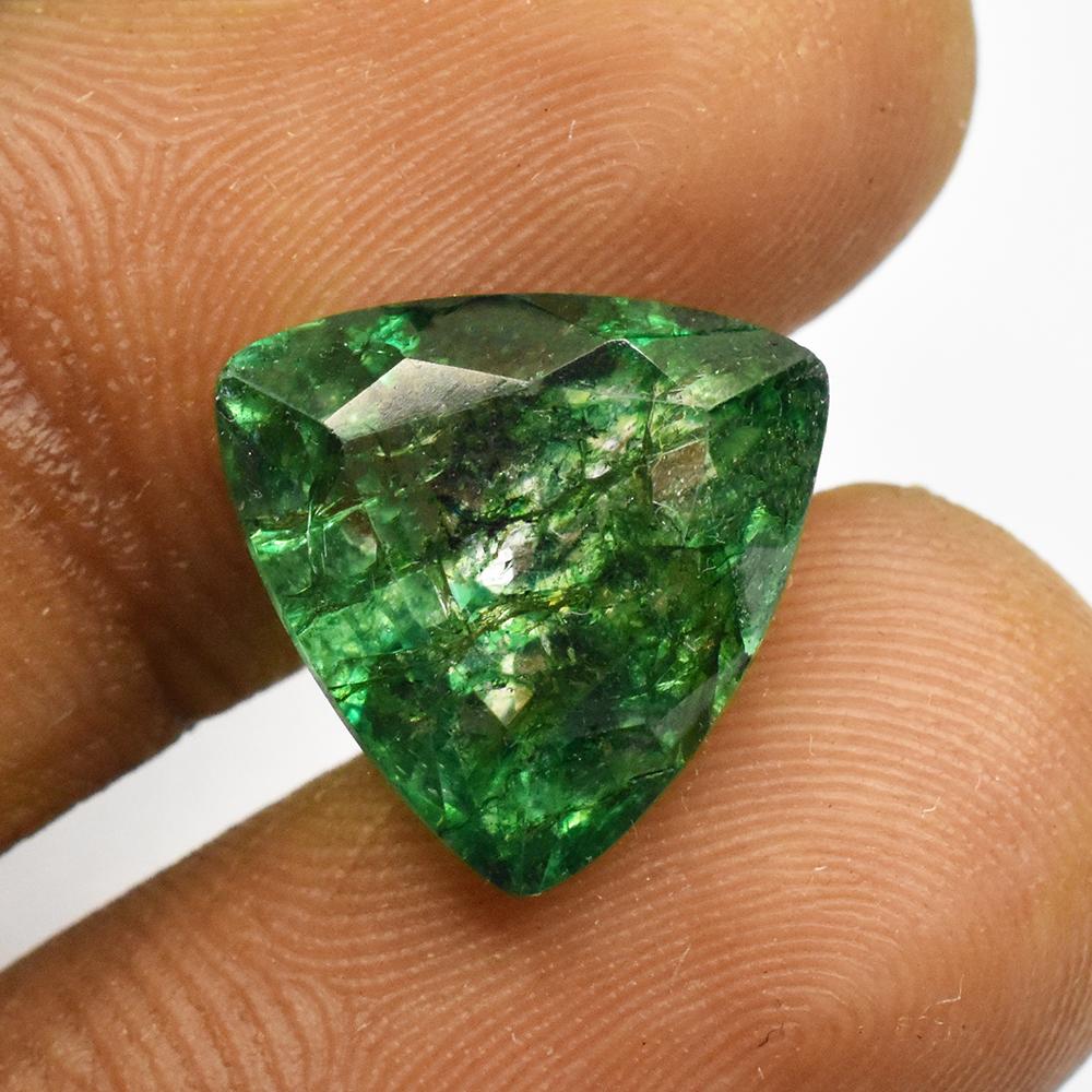 Natural Green Emerald Loose Gemstone 7.55 ct Trillion Cut for Jewelry Making and Gem Collections