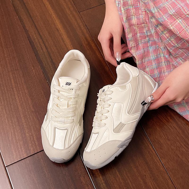 

inner height increase 4cm German training shoes spring and summer 2025 new silver breathable sports shoes fashionable versatile Forrest Gump shoes 40 белый