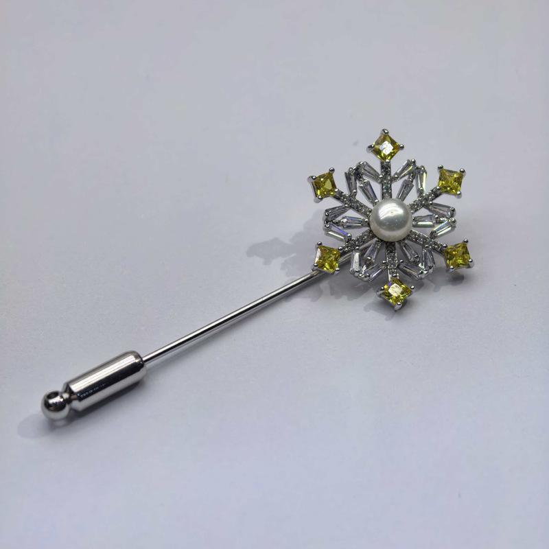 High-End Zircon Snowflake Brooch Pin - Stylish Suit Accessory