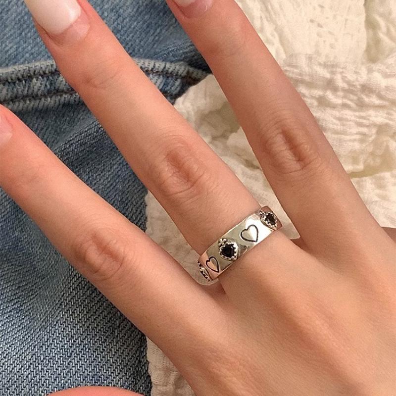 Style Retro Unique Adjustable Black Zirconia Ring For Women With Design Geometric