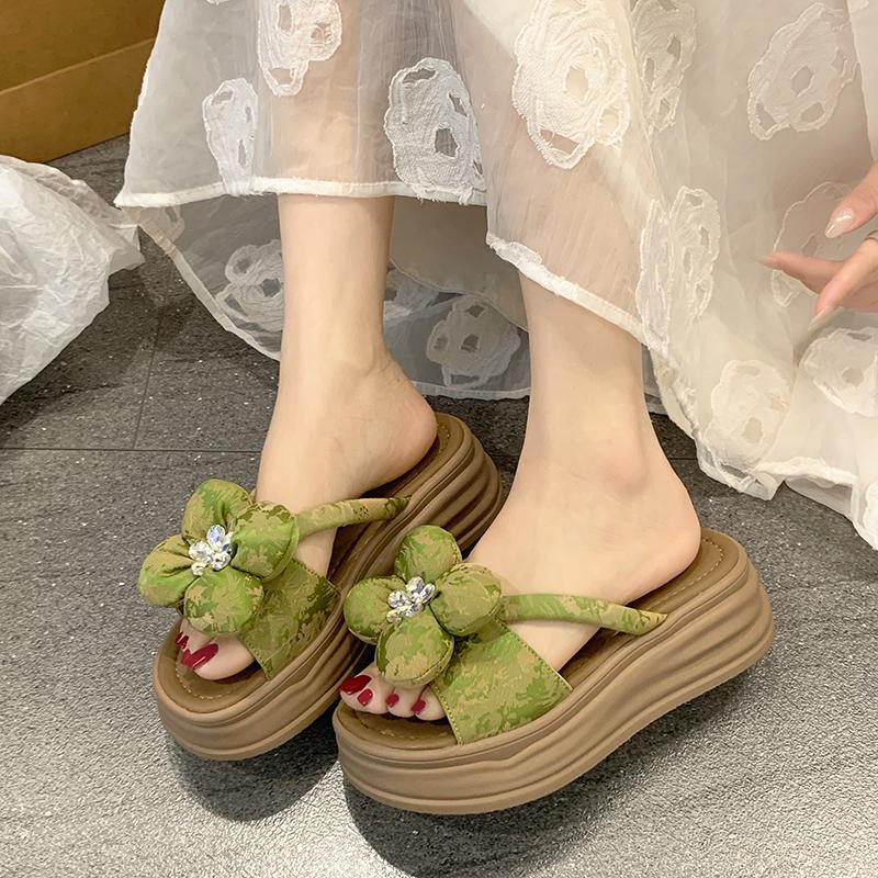 Fashion Women's Platform Slippers Fashion Round Head Open Toe Crystal Flower Satin Soft Sole Anti-slip Wear Heel Shoes