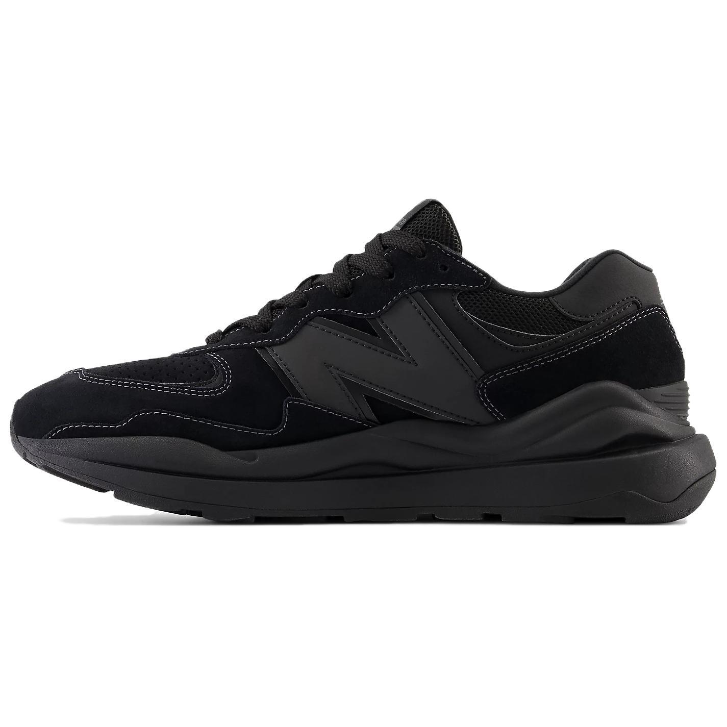 

New Balance 57/40 Shoes Black 44