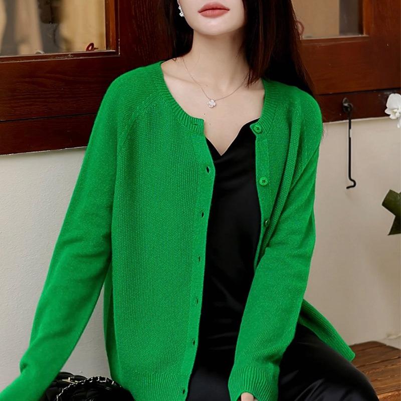0 Wollstrickjacke Damen Rundhalsausschnitt nahtlos gestrickte Jacke lockerer Rückstrickpullover mit dünnen Herbst-Neuheiten