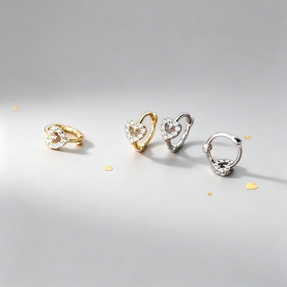 Sparkling Heart Stud Earrings Shiny Ear Buckle Sweet Rhinestone Hoop Earrings  Female