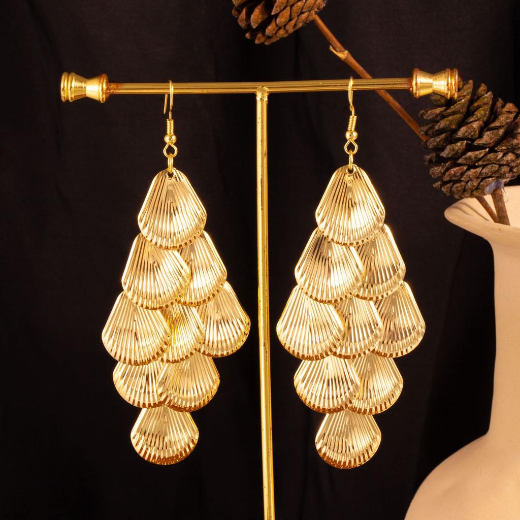 Personalized Indian Baroque Retro Wind Willow Leaf Long Women'S Earrings Hollow Love Multi-Layer Fringed Earrings