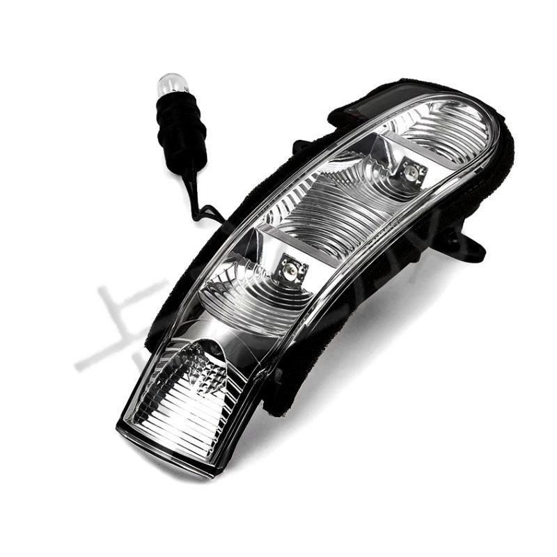 Mercedes-Benz Klasa E W203 Kierunkowskaz w Lusterku Bocznym 2038201321/2038201421