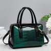 Všestranná a minimalistická kabelka, Nová crossbody taška se vzorem kamene a patchworkem, Ležérní a módní taška přes rameno