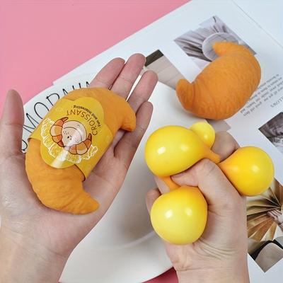 1 Peça Brinquedo Squishy Croissant Simulado, Bola Anti-stress de Pão Falso com Rebote Lento, Brinquedo de Aperto para Pegadinha Descompressão Fidget Presente para Crianças Adultos