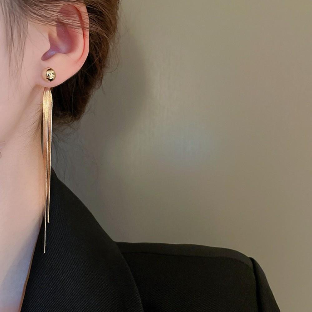 Leichter Luxus Charm Metallohrringe Elegante Hängende Ohrringe Trendige Quastenanhänger Ohrringe Party