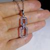Collana da Donna con Ciondolo Geometrico a Doppio Anello, Intarsiata con Zirconi Sintetici, Gioielli Moderni Minimalisti, Catena per la Clavicola da Indossare Quotidiano, Regalo di Compleanno