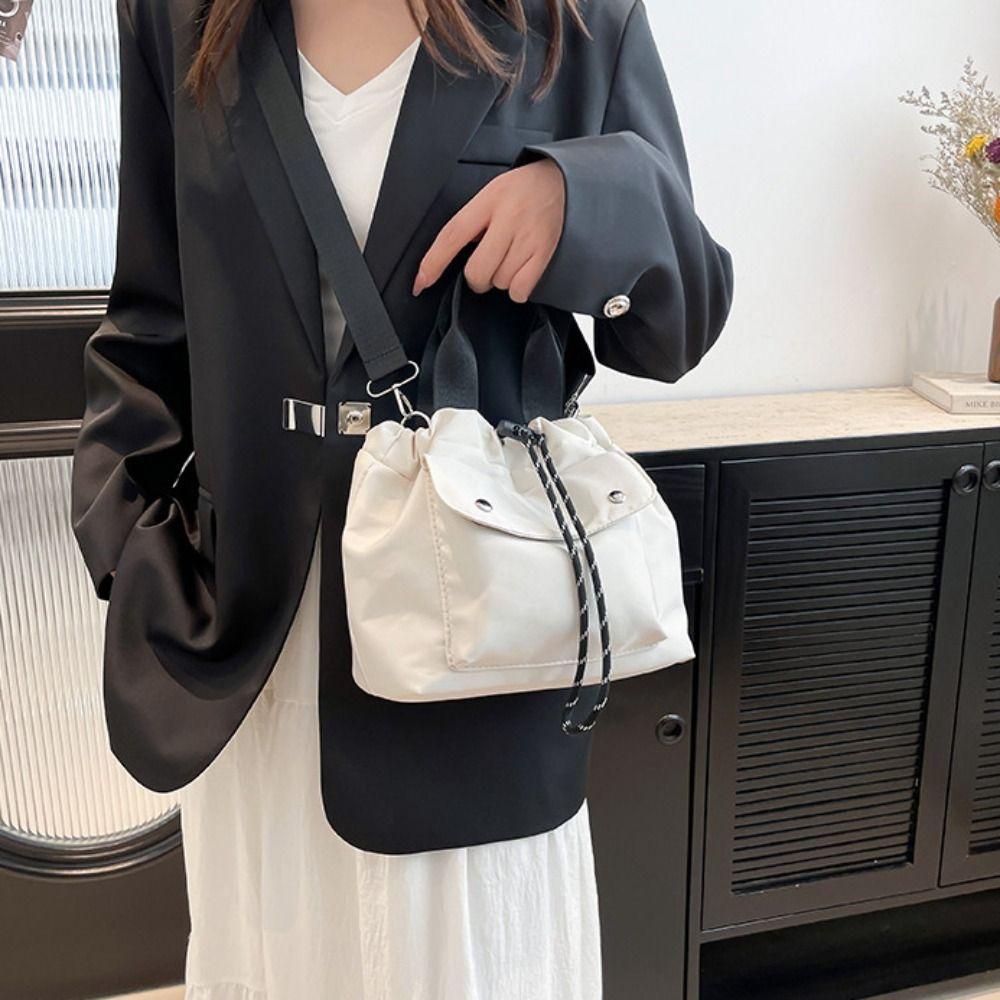 Korean Style Nylon Shoulder Bag Purse Small Crossbody Bag Cute Drawstring Bucket Bag  Girls