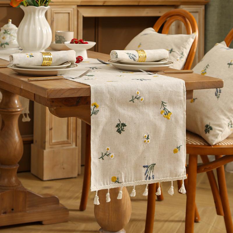 Coffee Table Decoration Perfect for Cafes Wedding Decor  Table Runner Luxury Embroidered Flower Soft Linen/Polyester Washable