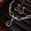 3 Pezzi Bluey Collane con Ciondolo Quadrato Strass a Goccia d'Acqua per Donne Catene per Clavicola Temperamento Elegante Set di Gioielli di Lusso