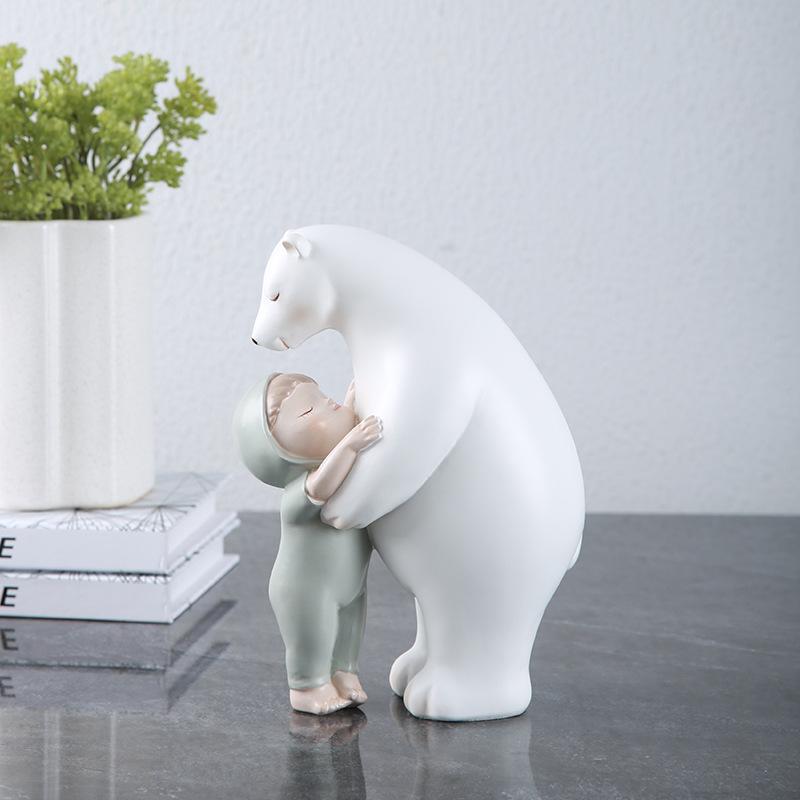 European Creative Polar Bear Ornaments Bear Hug Children Home Entrance Room Living Room Decoration Resin Craft Ornaments