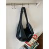 Soft Leather Large Capacity Black Dumpling Bag Women's New Retro Commuter Casual Shoulder Messenger Tote Bag