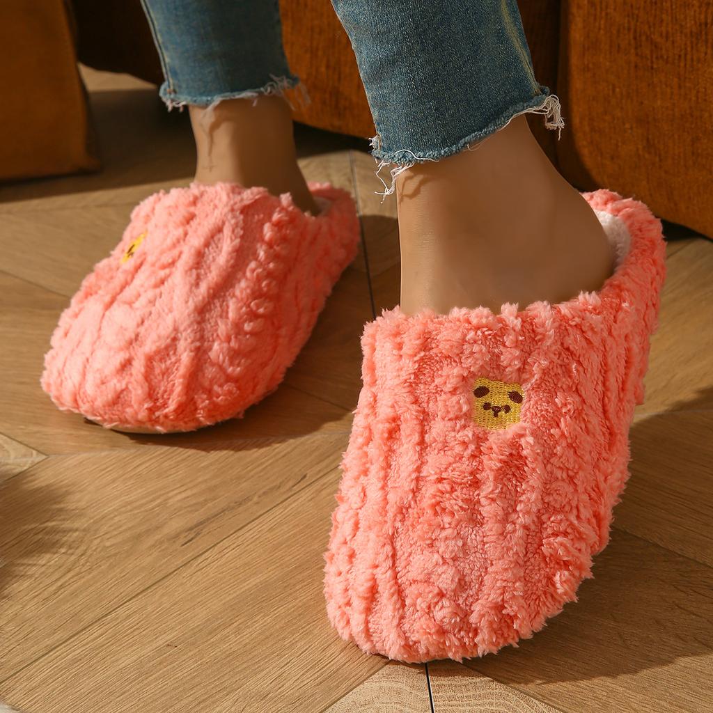 Winter Indoor Slippers Designed for Couples, Featuring Anti-Slip Properties And Warmth