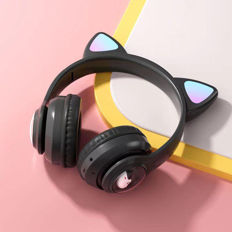

Cartoon Luminous Cat Ears Bluetooth Headphones - Wireless, Head-mounted, Cute & Trendy