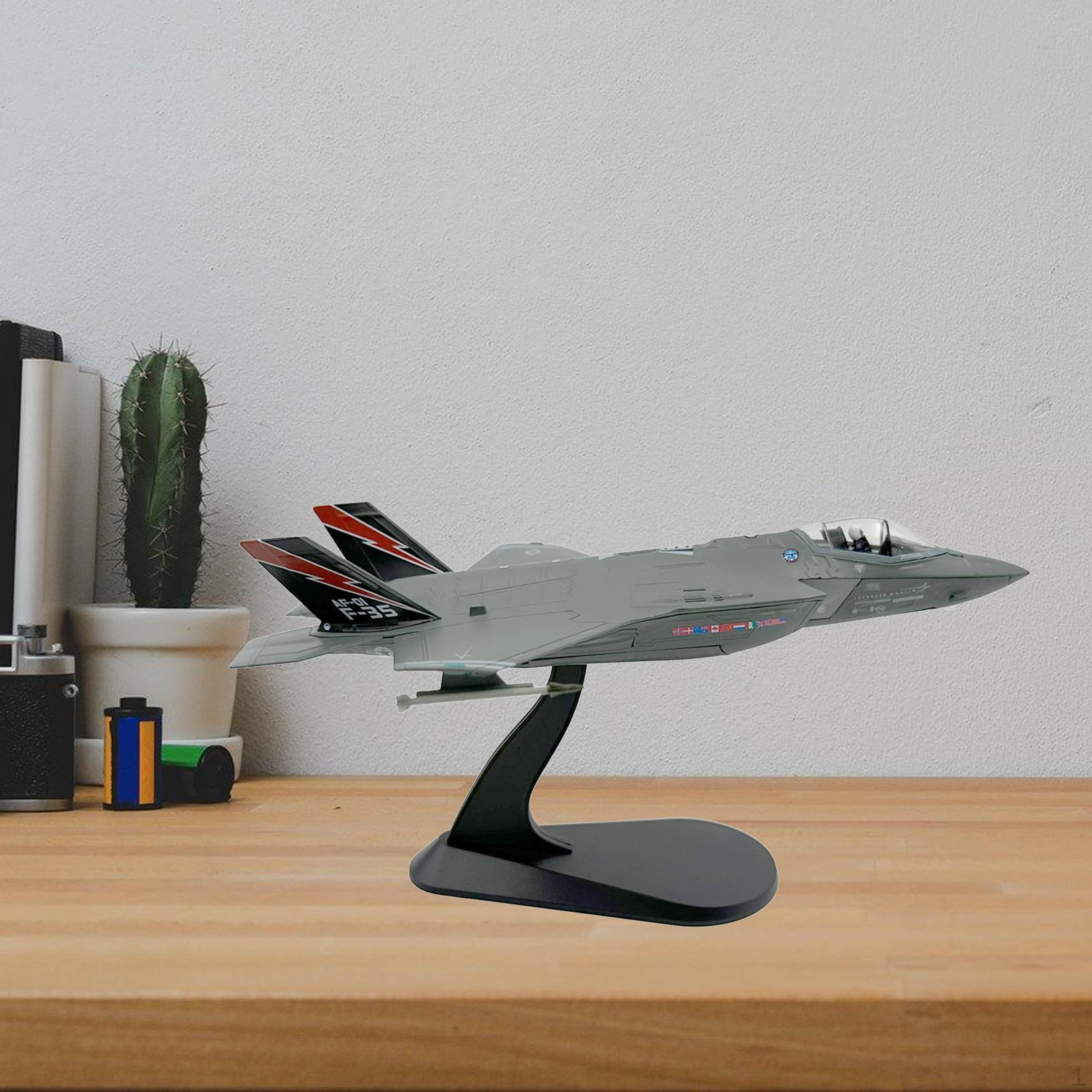 Aircraft Model Airplane Ornament 1/72 Scale Alloy Tabletop Decor Diecast Metal