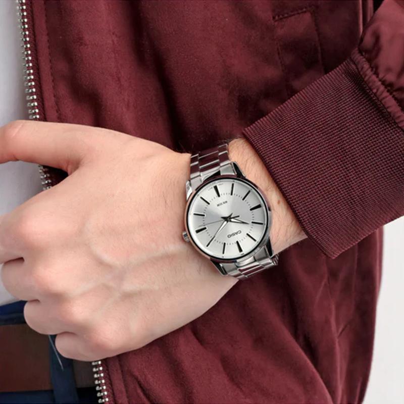Casio STANDARD Series Waterproof Business Pointer 50 Meters Waterproof Quartz Movement Stainless Steel Strap Japanese and Korean Watch LTP-1303D-7A