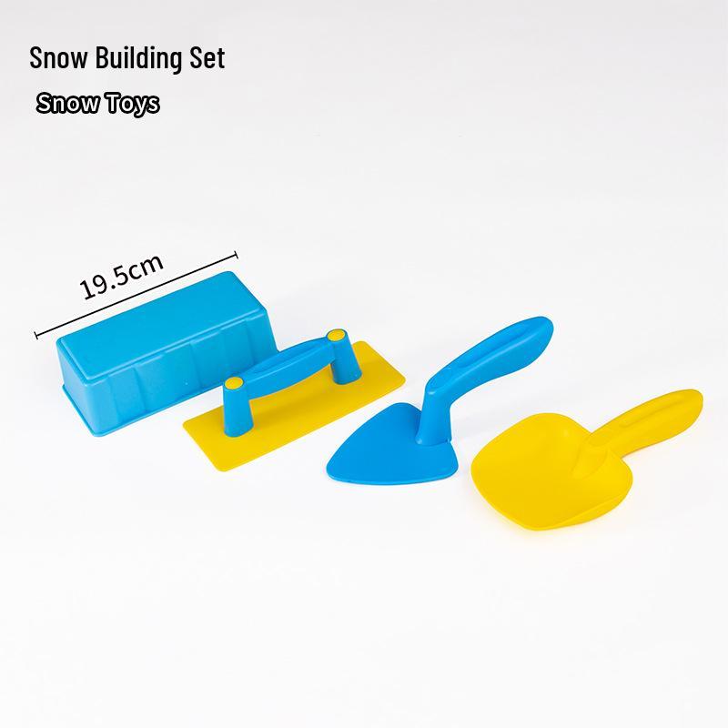 Astronaut Snowball Maker Toy for Kids - Outdoor Snow Play & Snowball Fight Tool