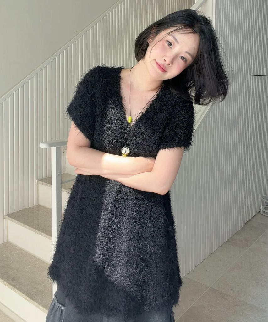 SINOON V-Neck Flare Knit (Black)