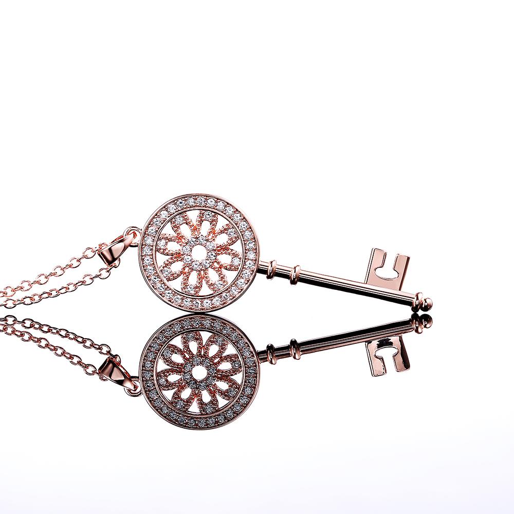 New Silver Color/Rose Gold Color Key Necklace for Women Dazzling Crystal CZ Stone Korean Fashion Versatile Female Jewelry