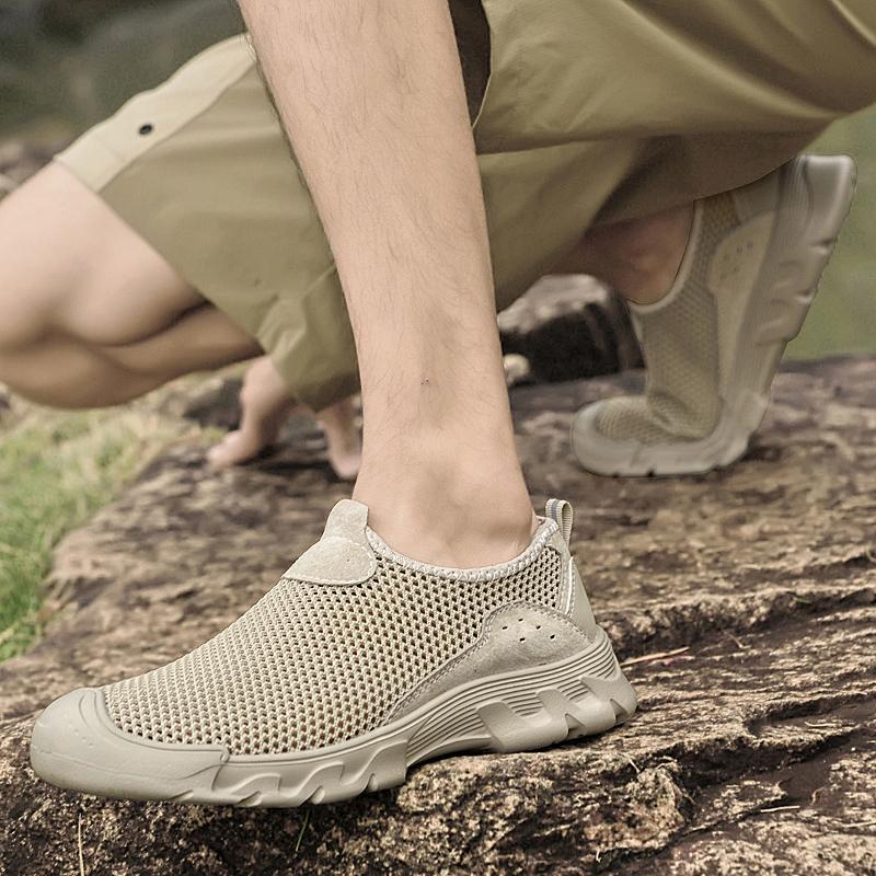 Summer Outdoor Shoes Breathable Mesh Shoes Outdoor Non-slip Walking Shoes Comfortable Sandals Men Half Slippers Casual Loafers