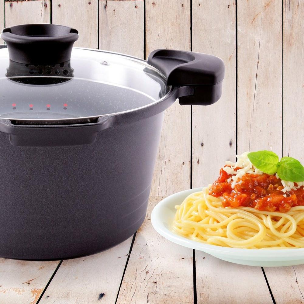 Granite pot with straining lid GRANDE 24 cm, 5.5 l