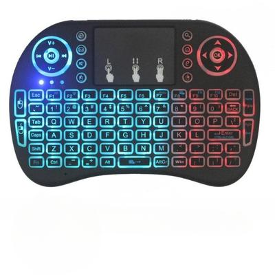 I8 Touchpad 2,4 GHz Mini Wireless Tastatur Maus Combo Tastatur mit dreifarbiger Hintergrundbeleuchtung und Fernbedienung
