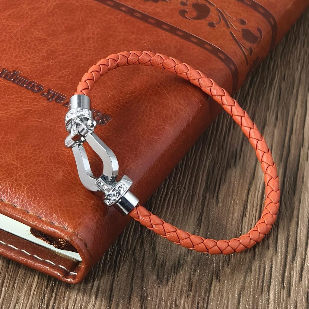 2026 Red Rope U-shaped Fred Micro-inlaid Half-brick Leather Rope Horse Buckle Hoof Non-fading Bracelet