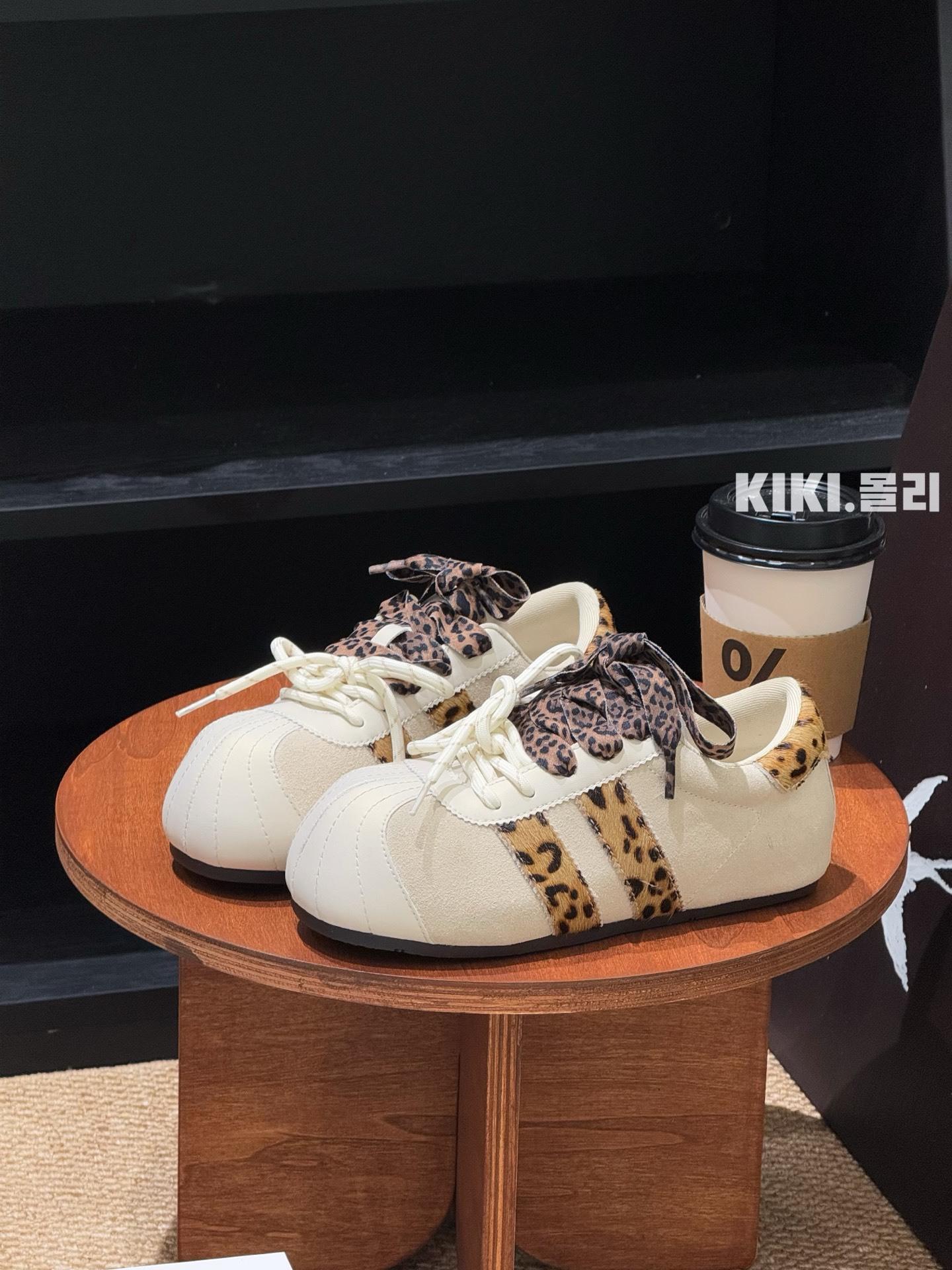 

Ugly cute leopard print German training shoes women s ins tide 2025 early autumn new retro color matching niche inner height increase casual shoes 35