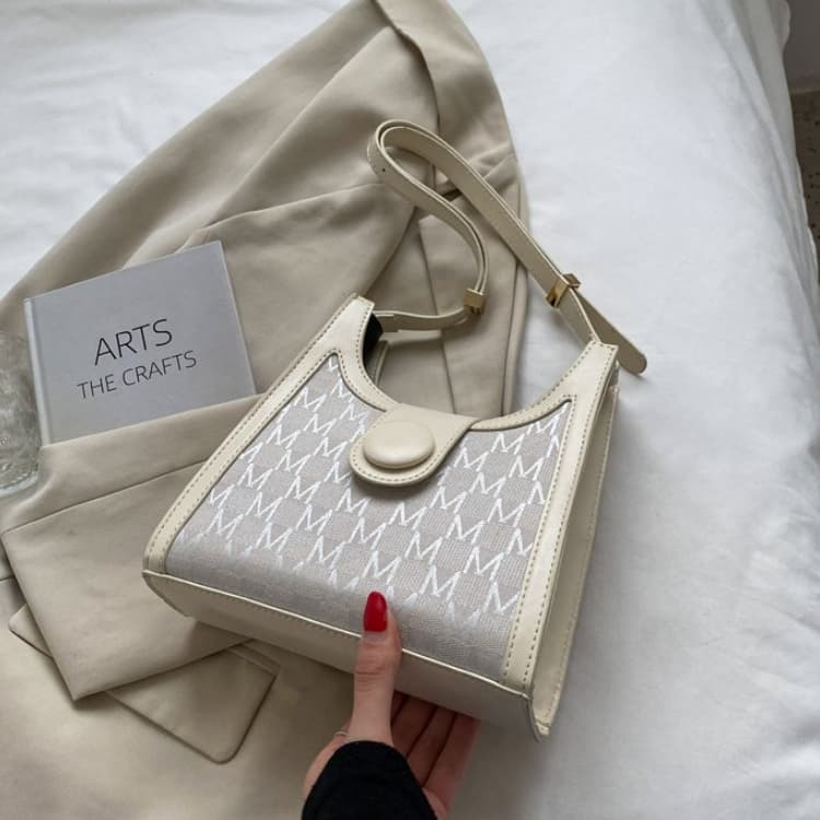 Niche trapezoidal plaid soft leather commuter versatile single shoulder messenger women s bag