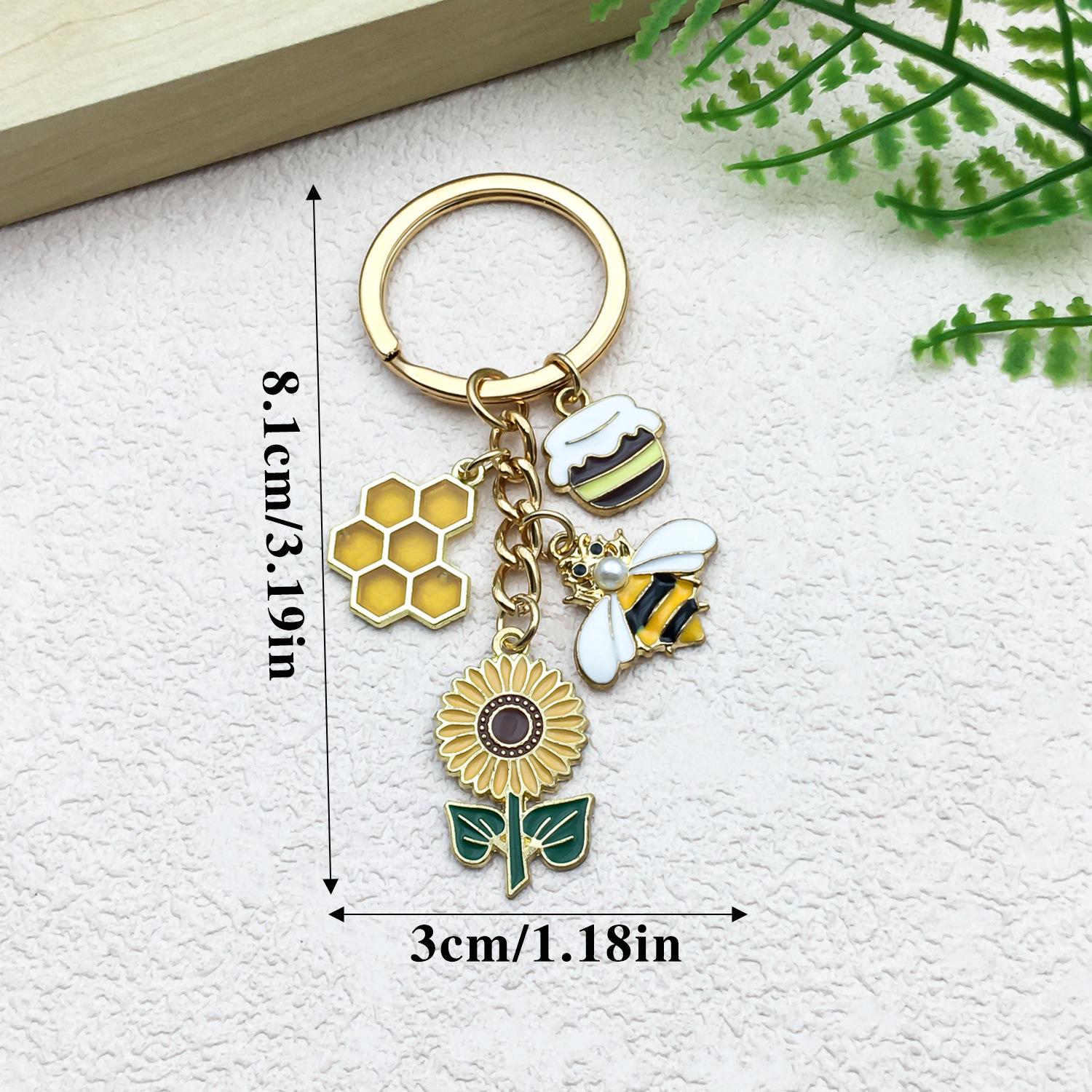 Sunflower Bee Honey Keychain - Pastoral Style Drip Oil Pendant