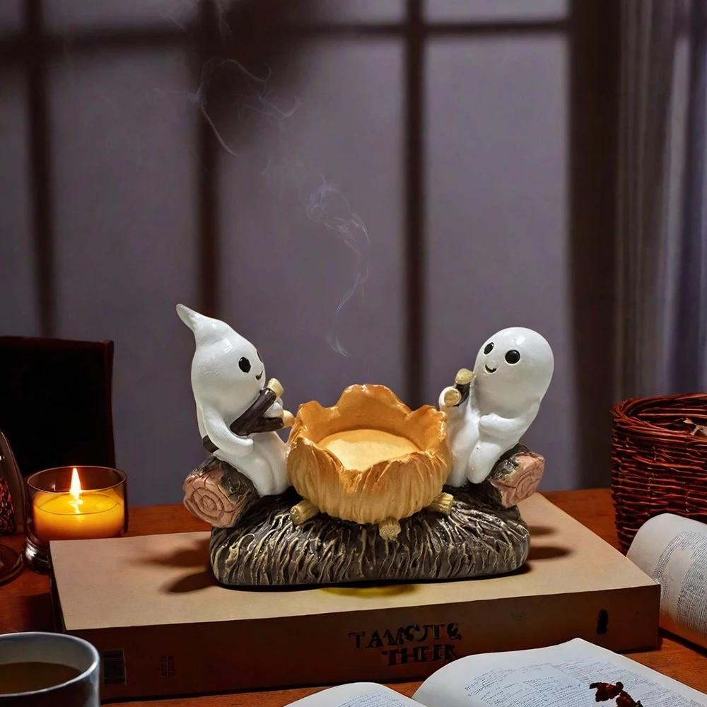 

Halloween Home Decoration Ghost Candle Holder Without Candles Decorative Metal Stand Unique Ghost Design Perfect for Spooky